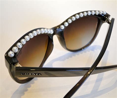 chanel pearl eyeglasses|chanel eyeglass frames with pearls.